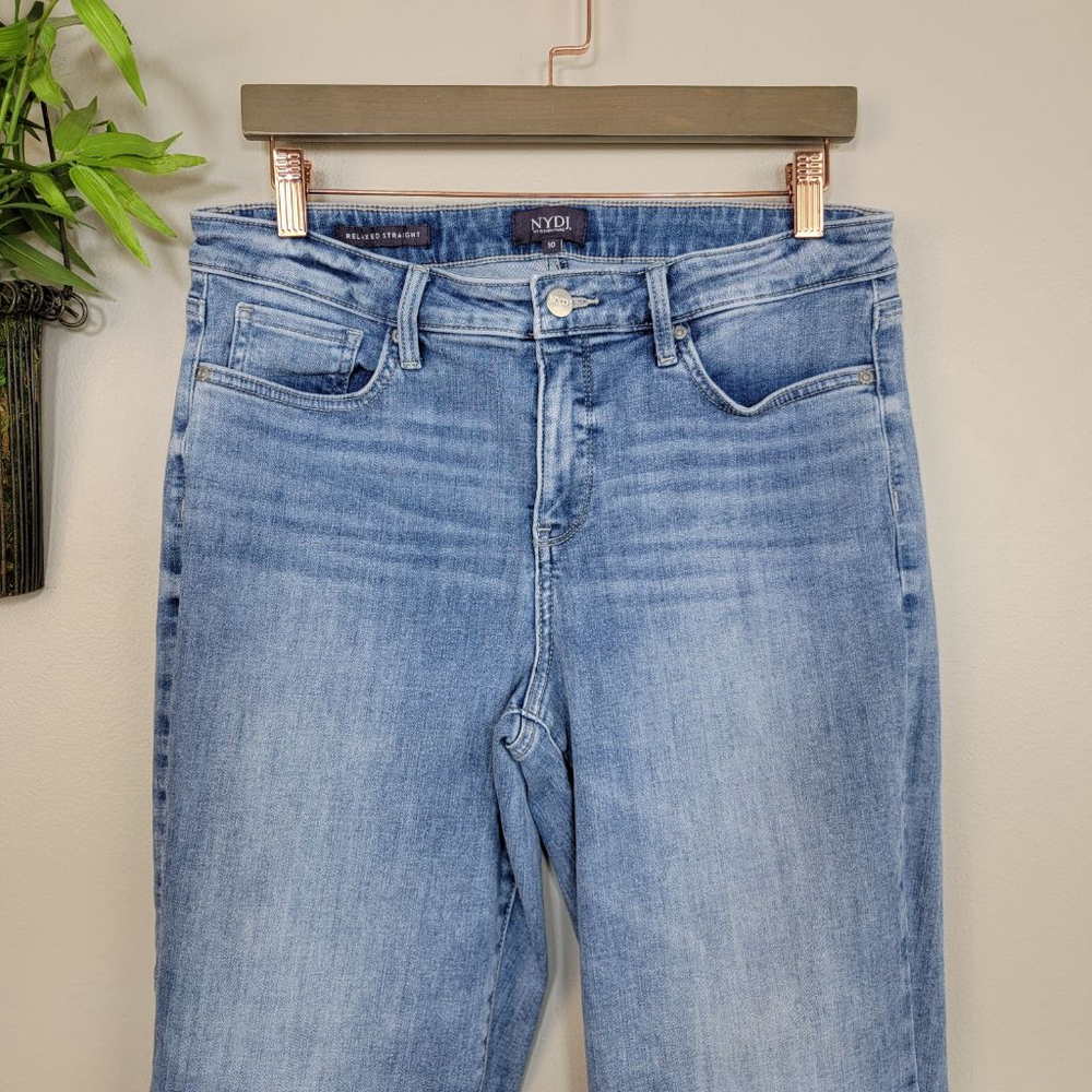 NYDJ 10 Relaxed Straight Leg Jeans Light Blue Wash Mid Rise Raw Frayed Hem - Picture 4 of 11